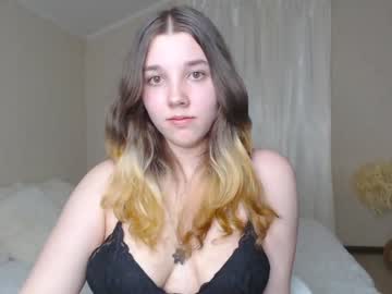 girl Free Milf And Mature Live Sex Cams with kitty1_kitty
