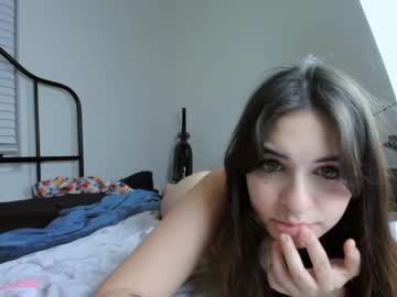 girl Free Milf And Mature Live Sex Cams with lilyluvbug